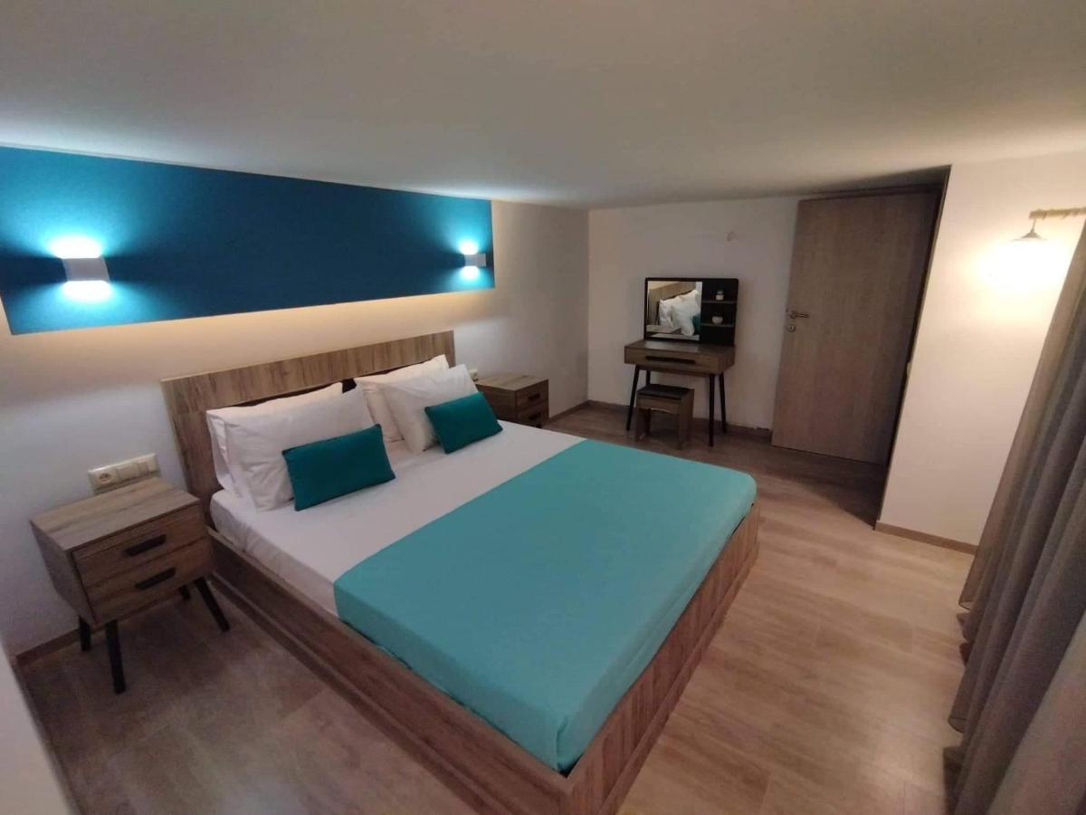 Plumbago Apartment Theológosz Kültér fotó